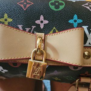 @ Louis Vuiton Taditional logo  Handbags